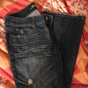 Women’s American eagle jeans